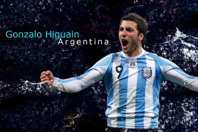 九游官网-东契奇生死节点战术拆解美国队，从天才单打到体系降维